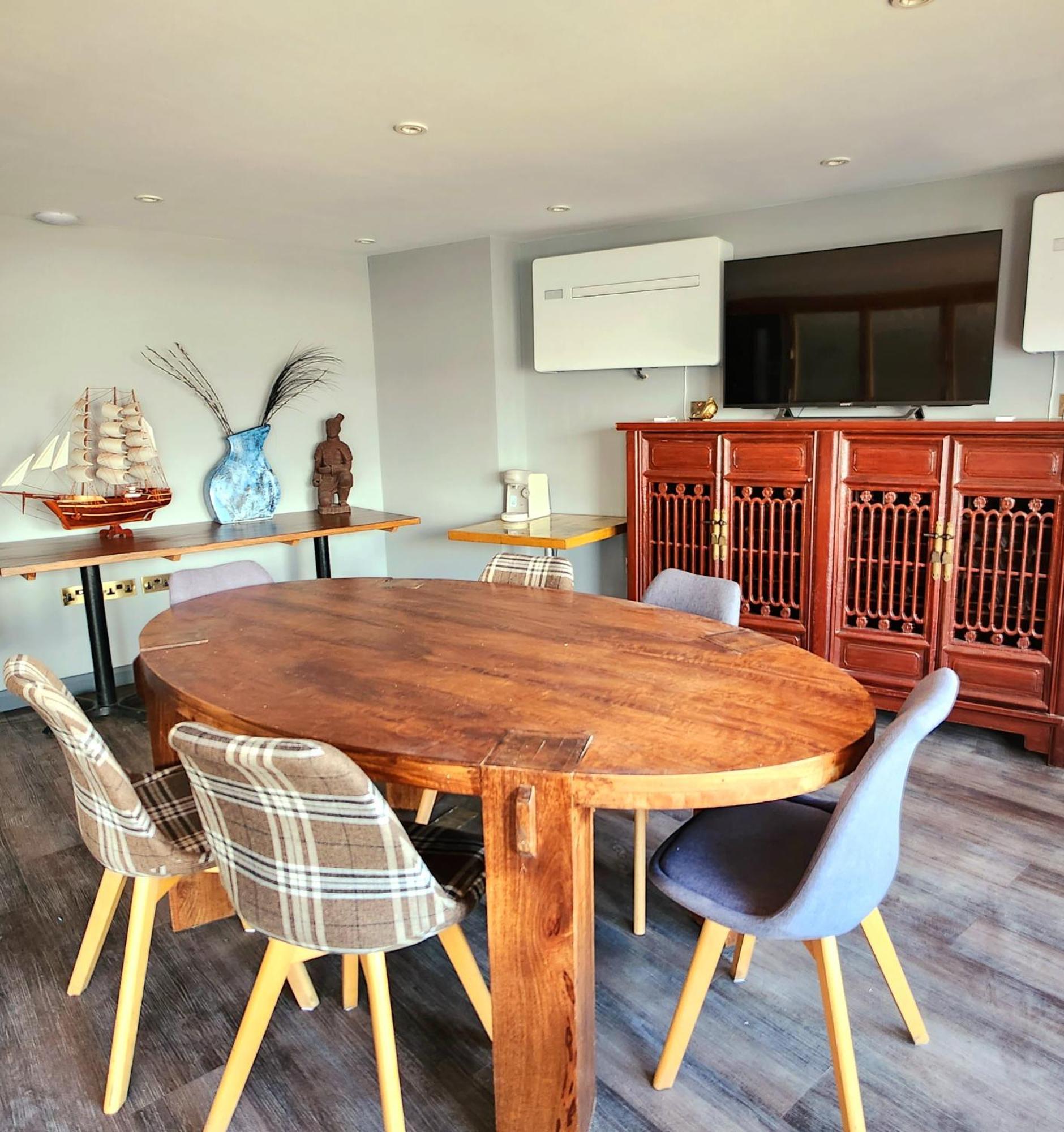 Pinnacle Suites Hotel Cowes  Extérieur photo