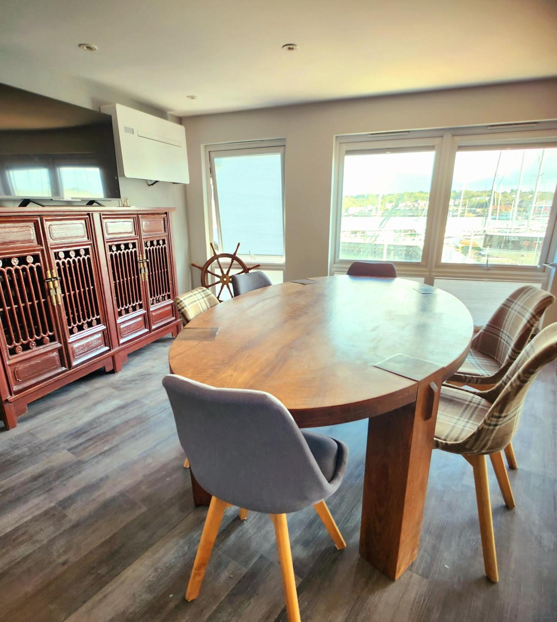 Pinnacle Suites Hotel Cowes  Extérieur photo