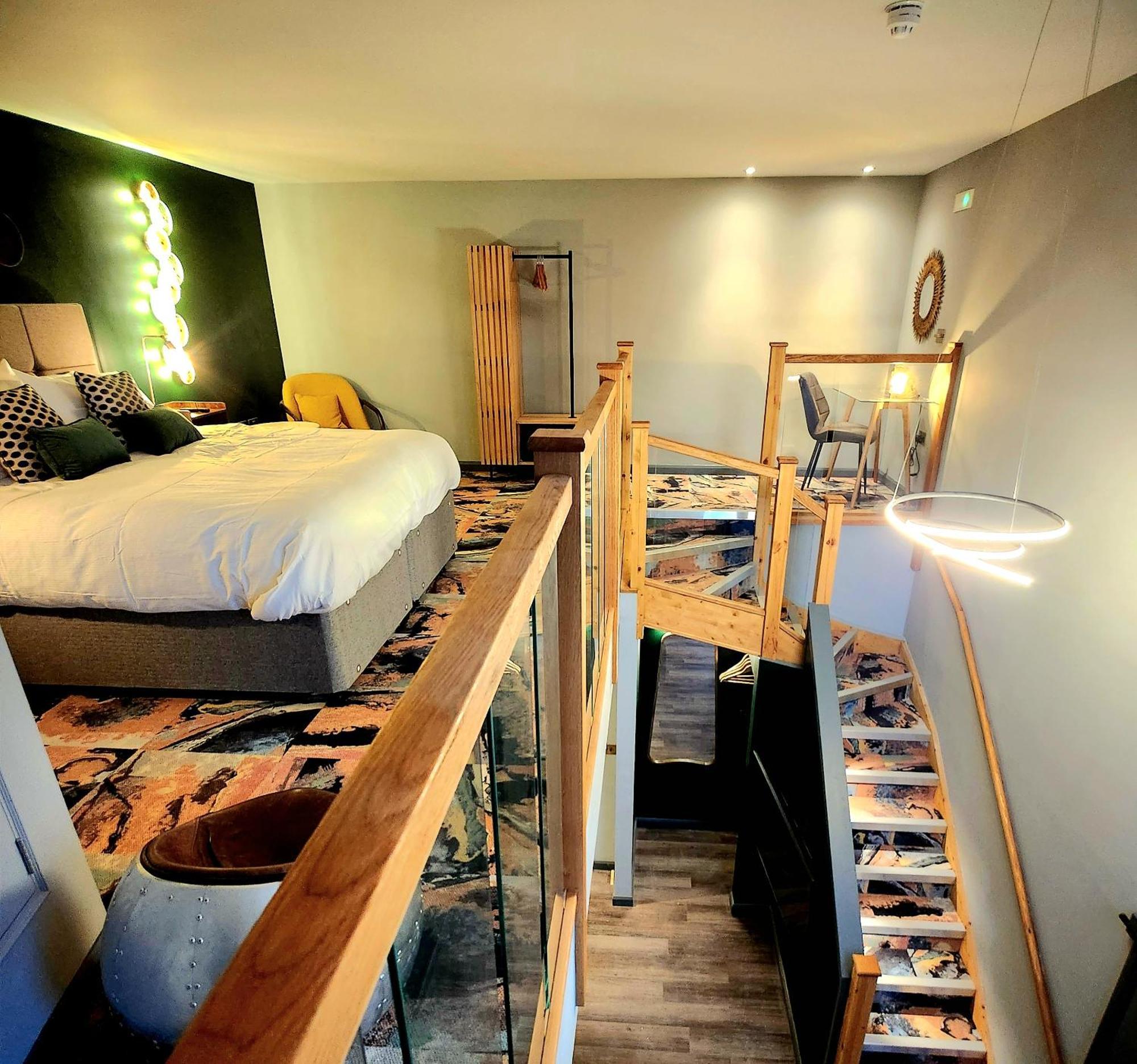 Pinnacle Suites Hotel Cowes  Extérieur photo