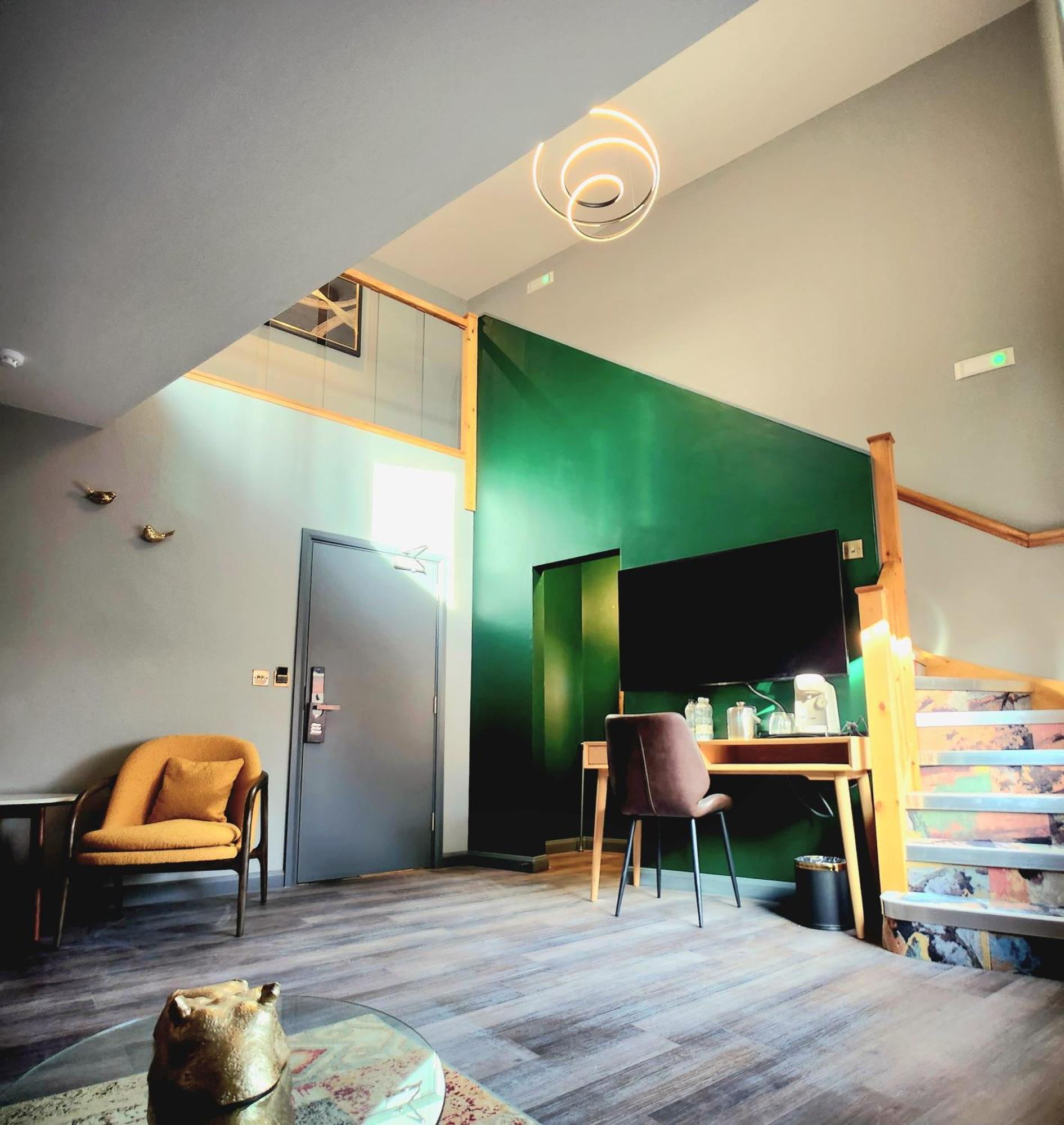 Pinnacle Suites Hotel Cowes  Extérieur photo