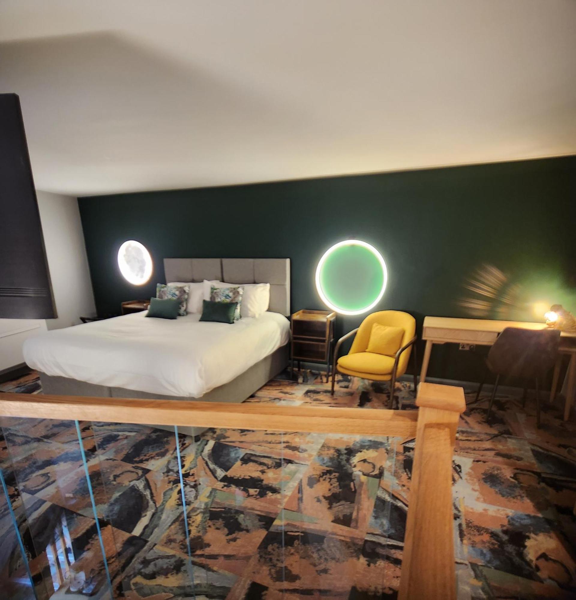 Pinnacle Suites Hotel Cowes  Extérieur photo